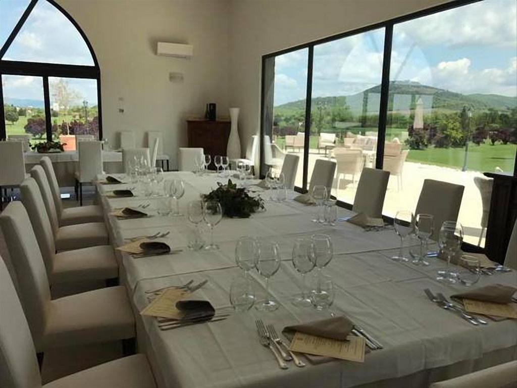 Tenuta Lamborghini Golf & Resort Panicale Buitenkant foto